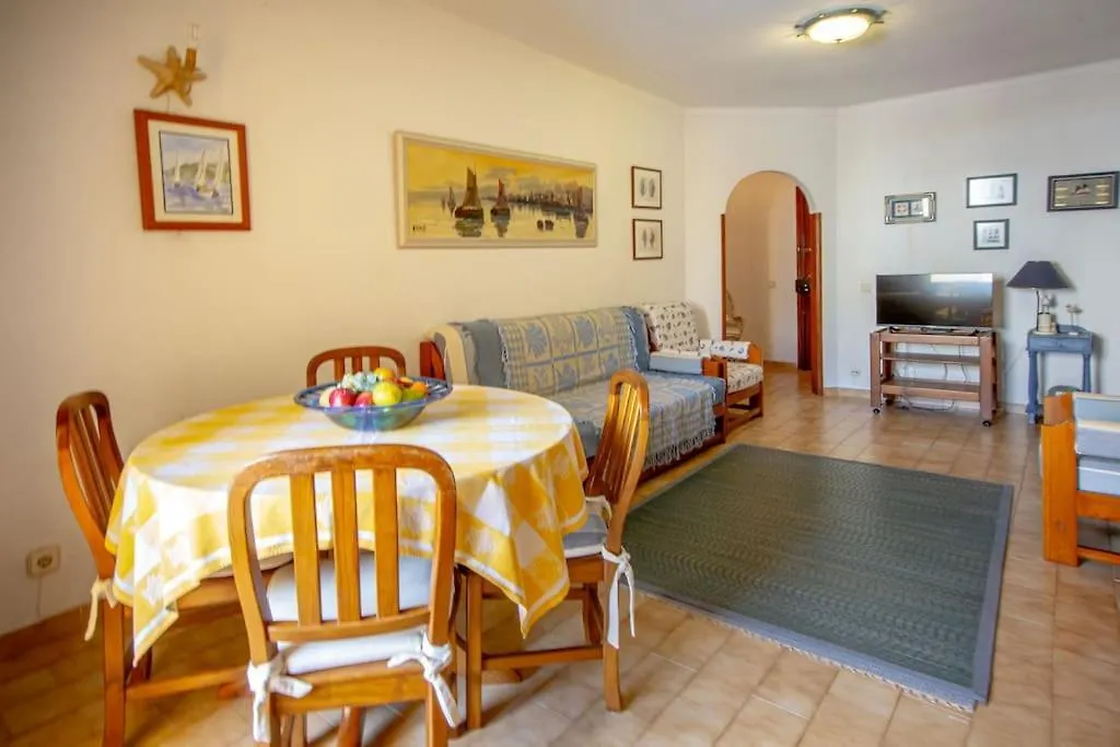 Cozy Apartment Near The Beach 포티마오 0*,