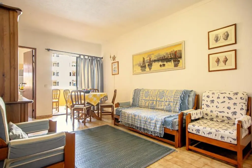 Cozy Apartment Near The Beach Portimao